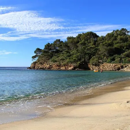 T2 With Sea View - Domaine De La Pinede - Heated Pool Apartamento